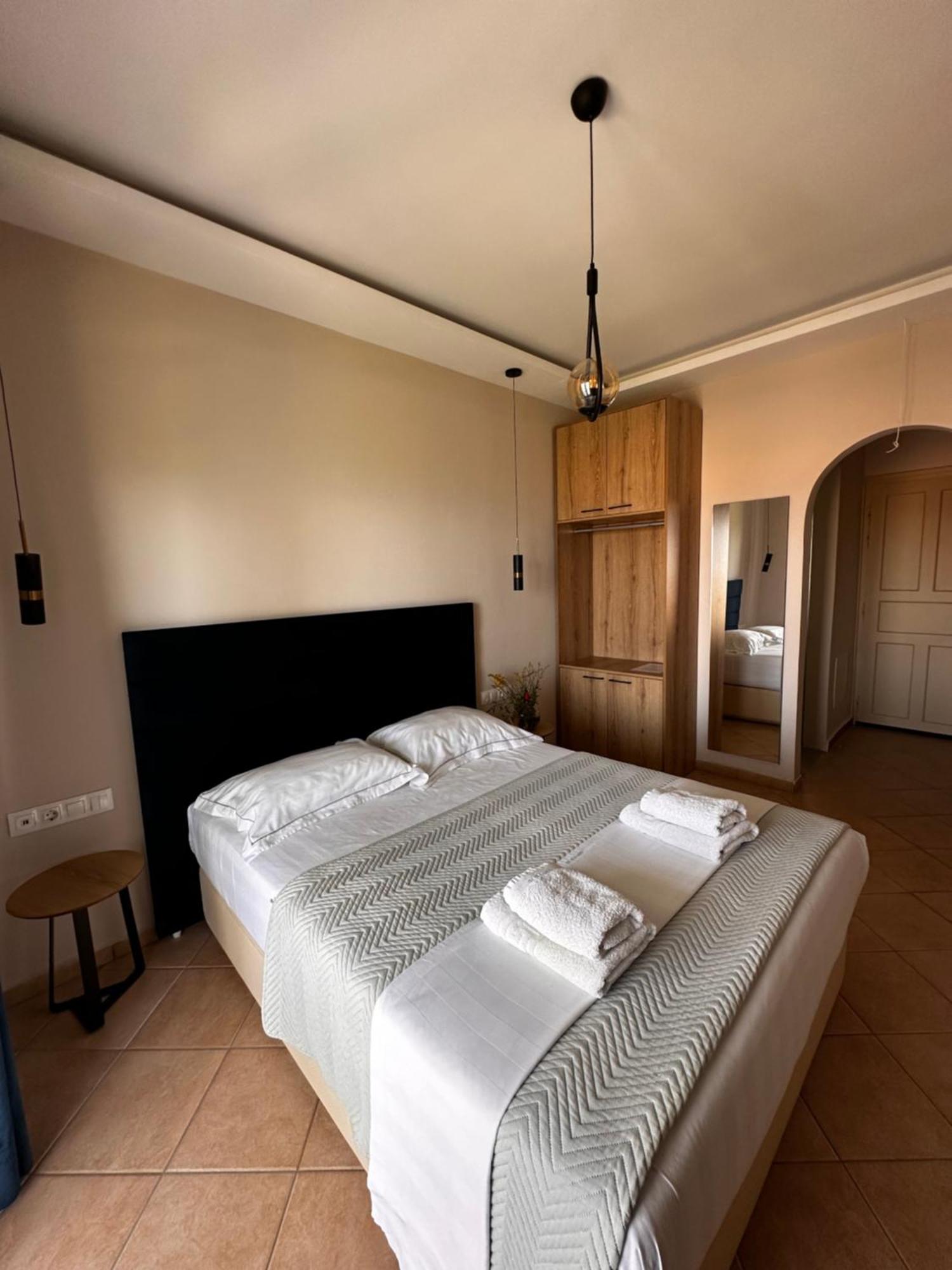 Panorama Hideaway Aparthotel Dassiá Eksteriør bilde