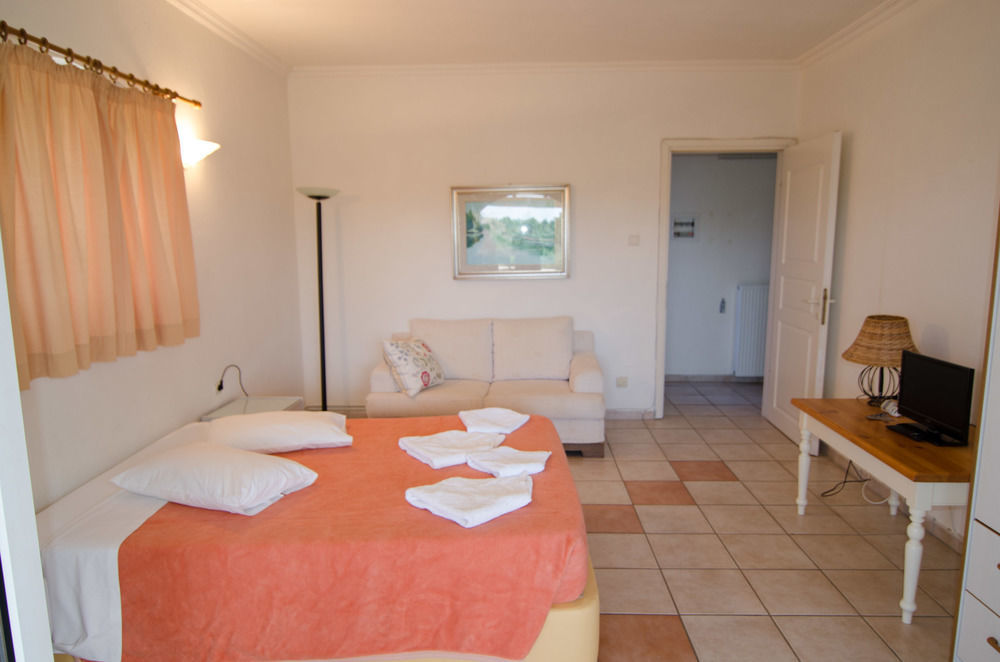 Panorama Hideaway Aparthotel Dassiá Eksteriør bilde